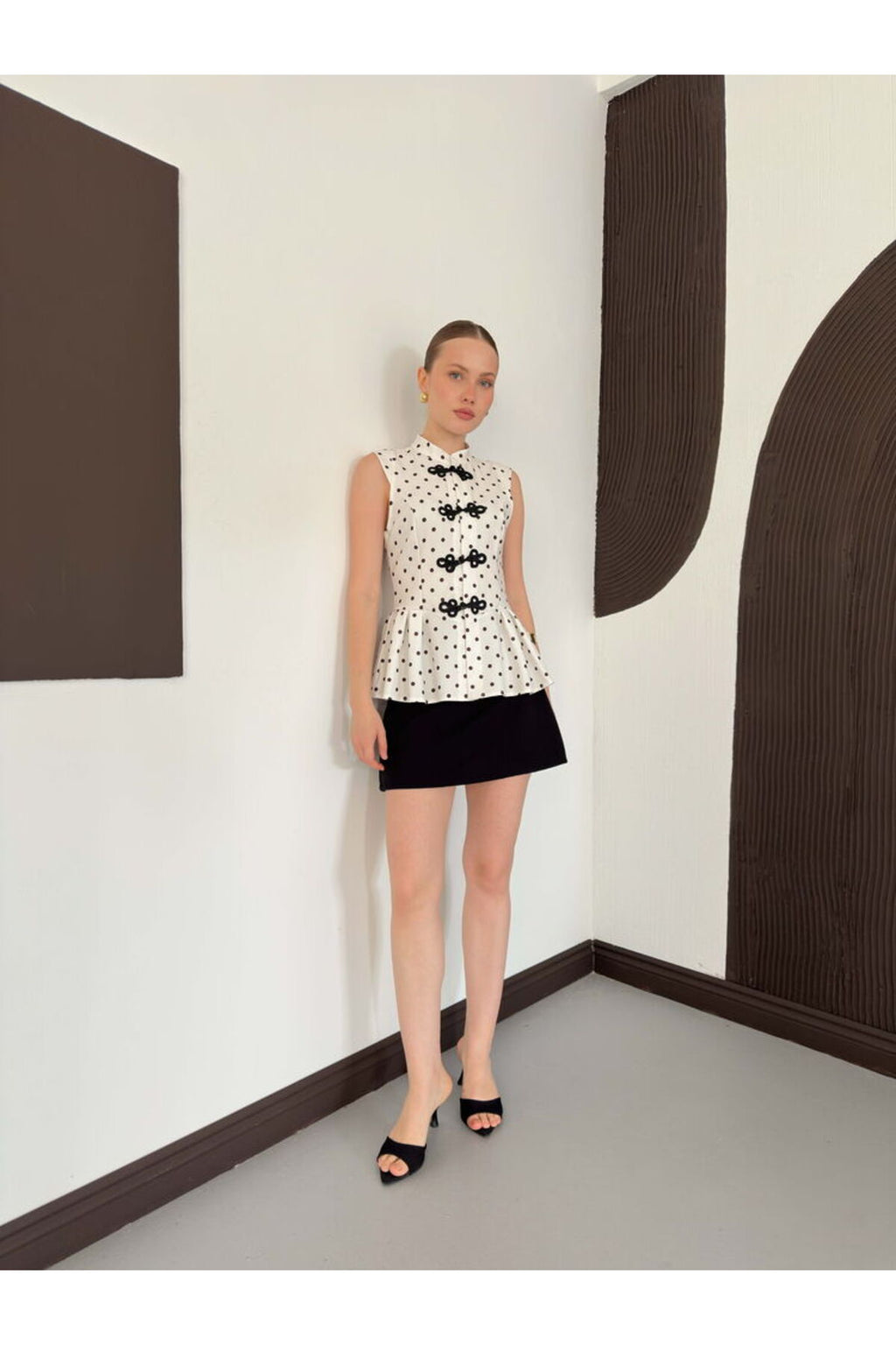 Çin Düğmeli Puantiyeli Bluz | D3074 - KREM