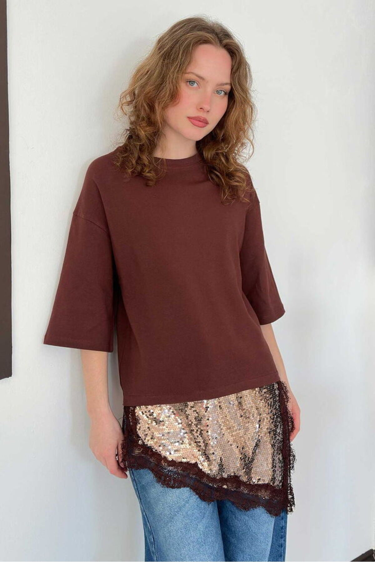 Pullu Dantelli Tişört | D3064