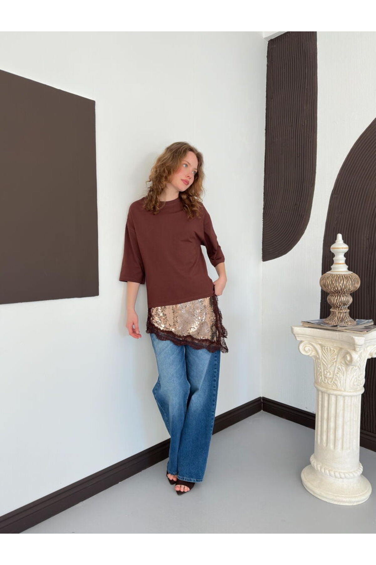 Pullu Dantelli Tişört | D3064
