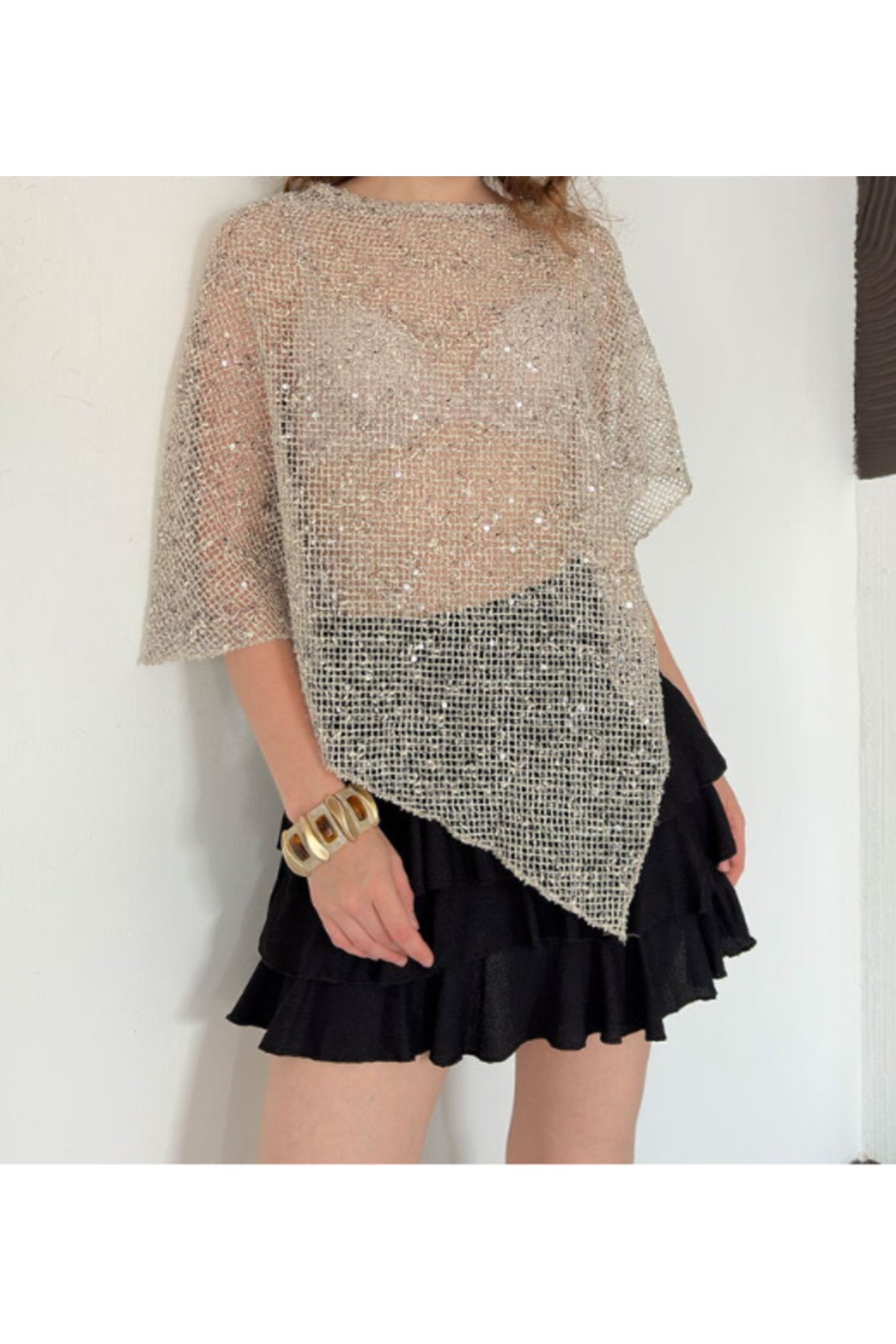 Asimetrik Kesim Yarasa Kol Pullu Bluz | D3118 - TAŞ