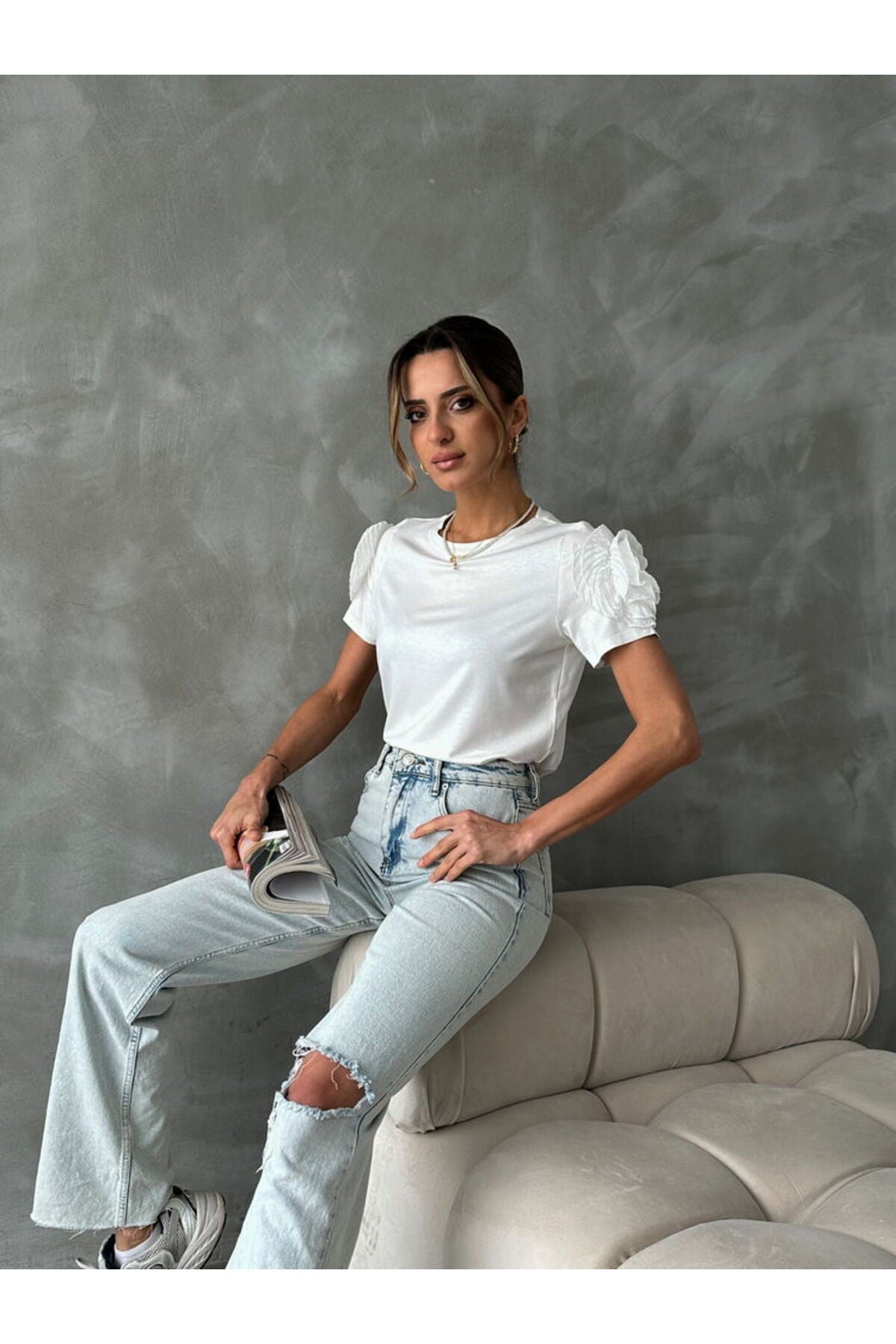 Omuzları Güllü T Shirt | D2640 - FUŞYA