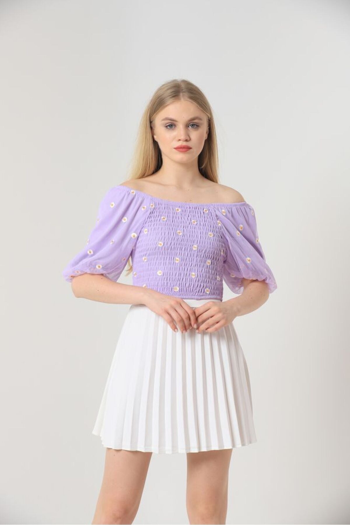 Gipeli Papatya Desenli Bluz | F0988 - SİYAH