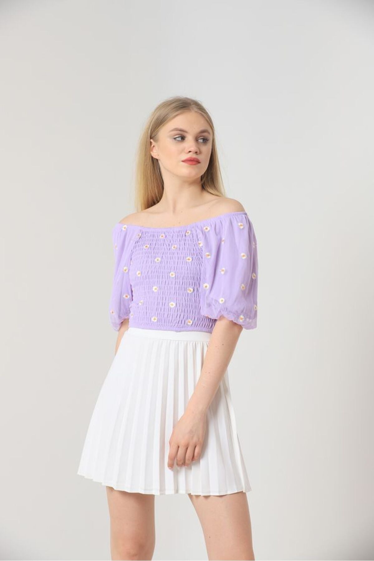 Gipeli Papatya Desenli Bluz | F0988 - SİYAH