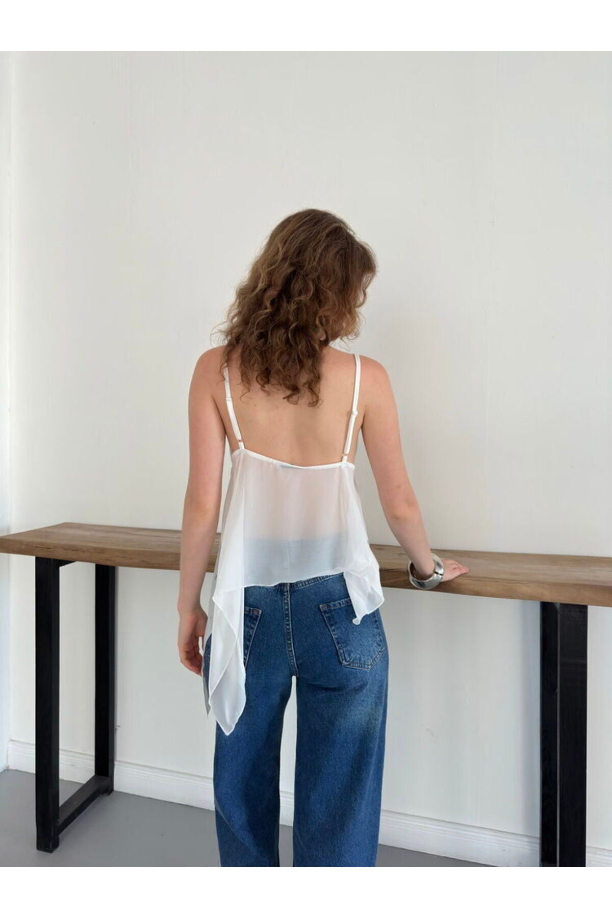 Taş İşlemeli Askılı Asimetrik Bluz | D3092