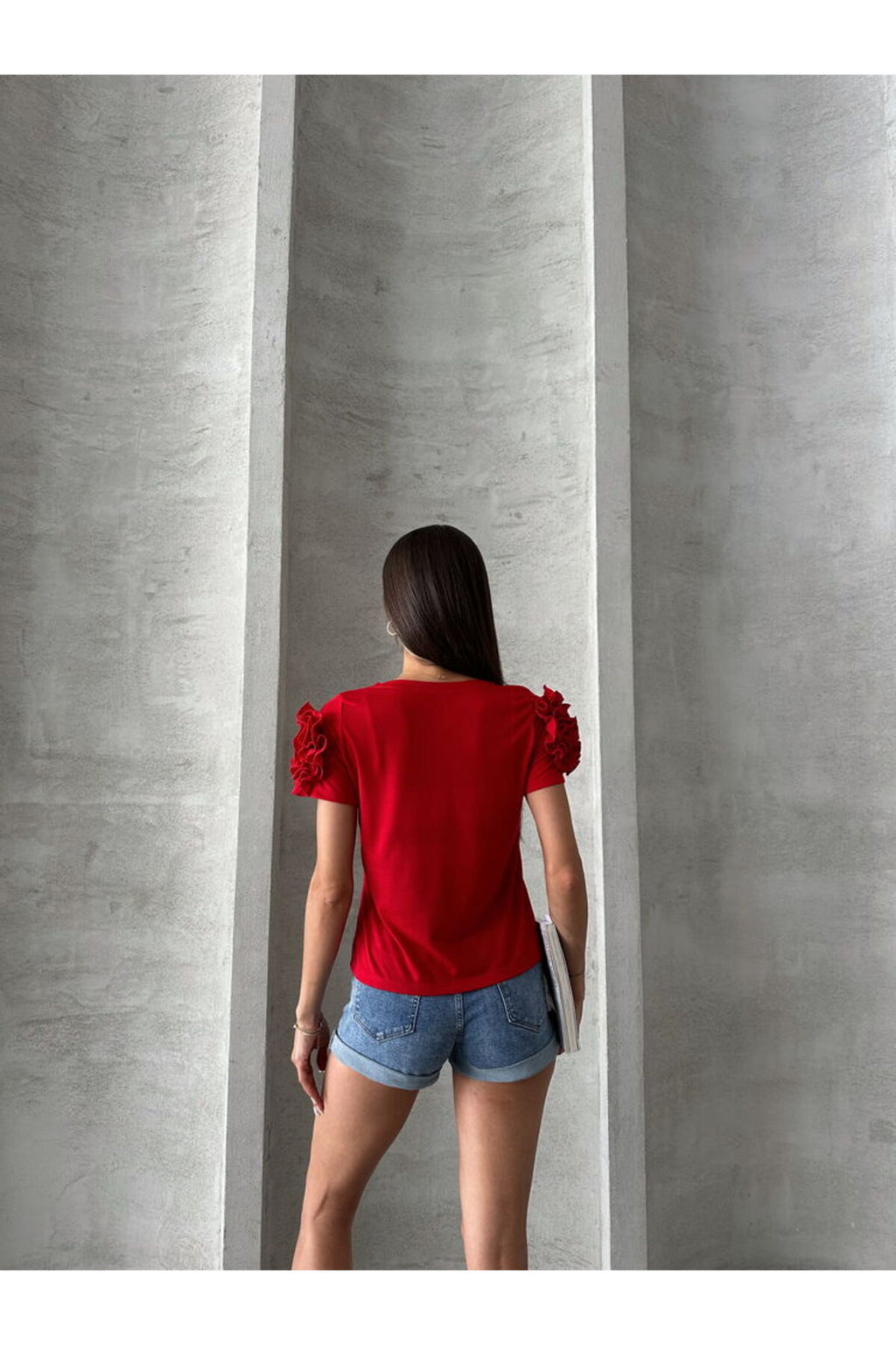Omuzları Güllü T Shirt | D2640