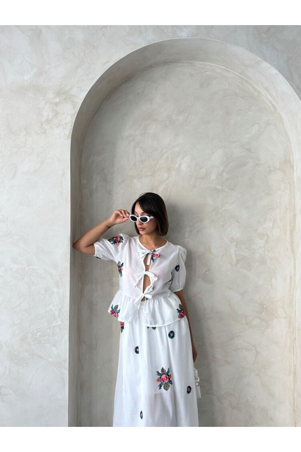 Nakışlı Vual Önden Bağlamalı Peplum Bluz | D2881 - Krem