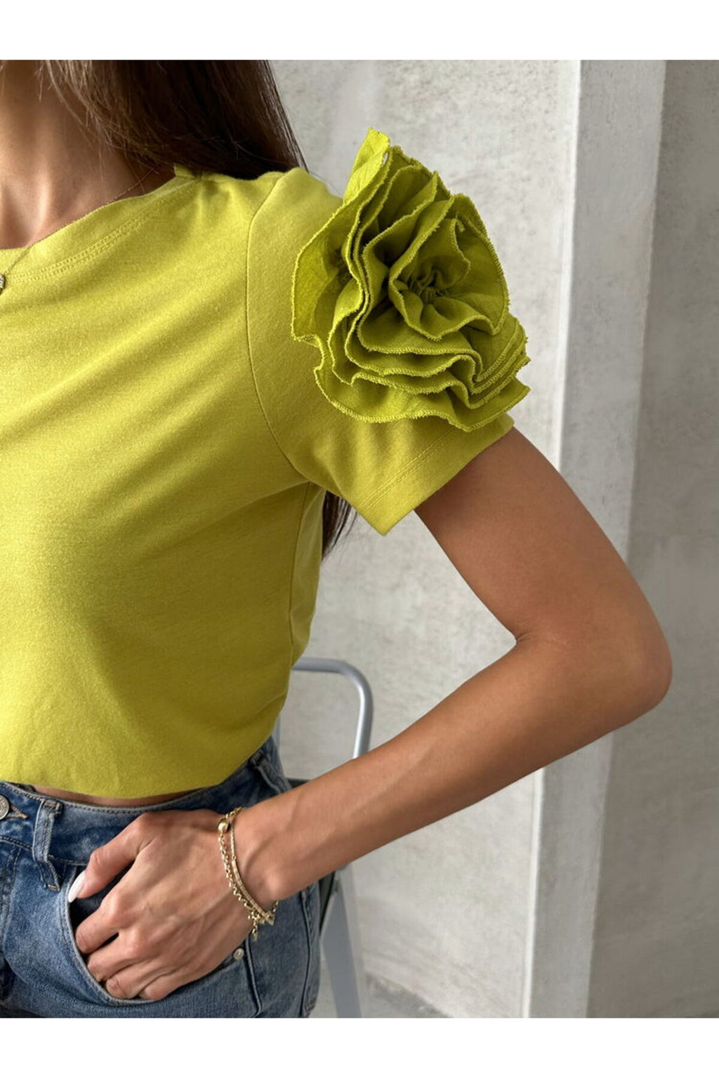 Omuzları Güllü T Shirt | D2640 - BEYAZ
