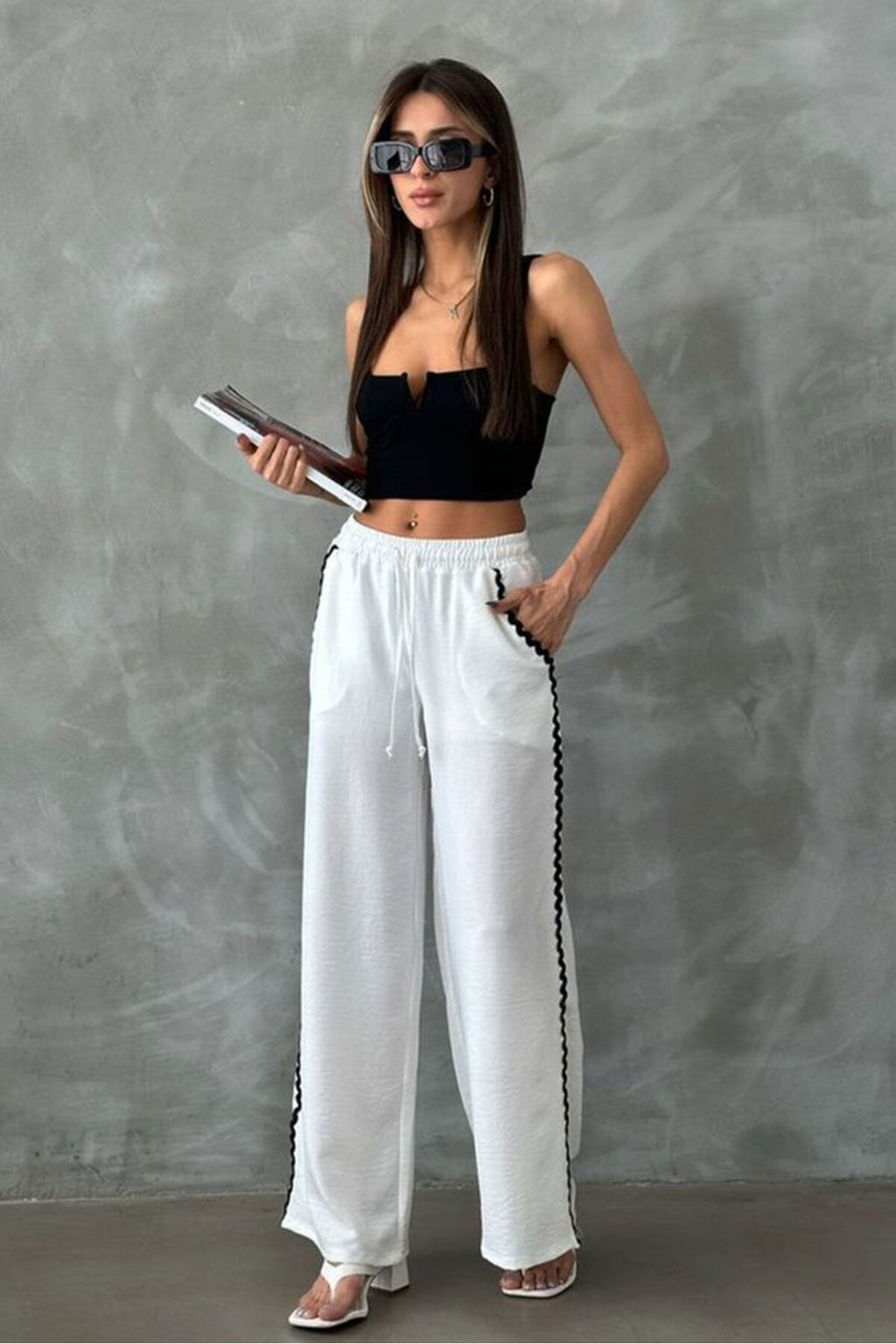 Sutaşı Detaylı Pantolon | D2625 - KREM