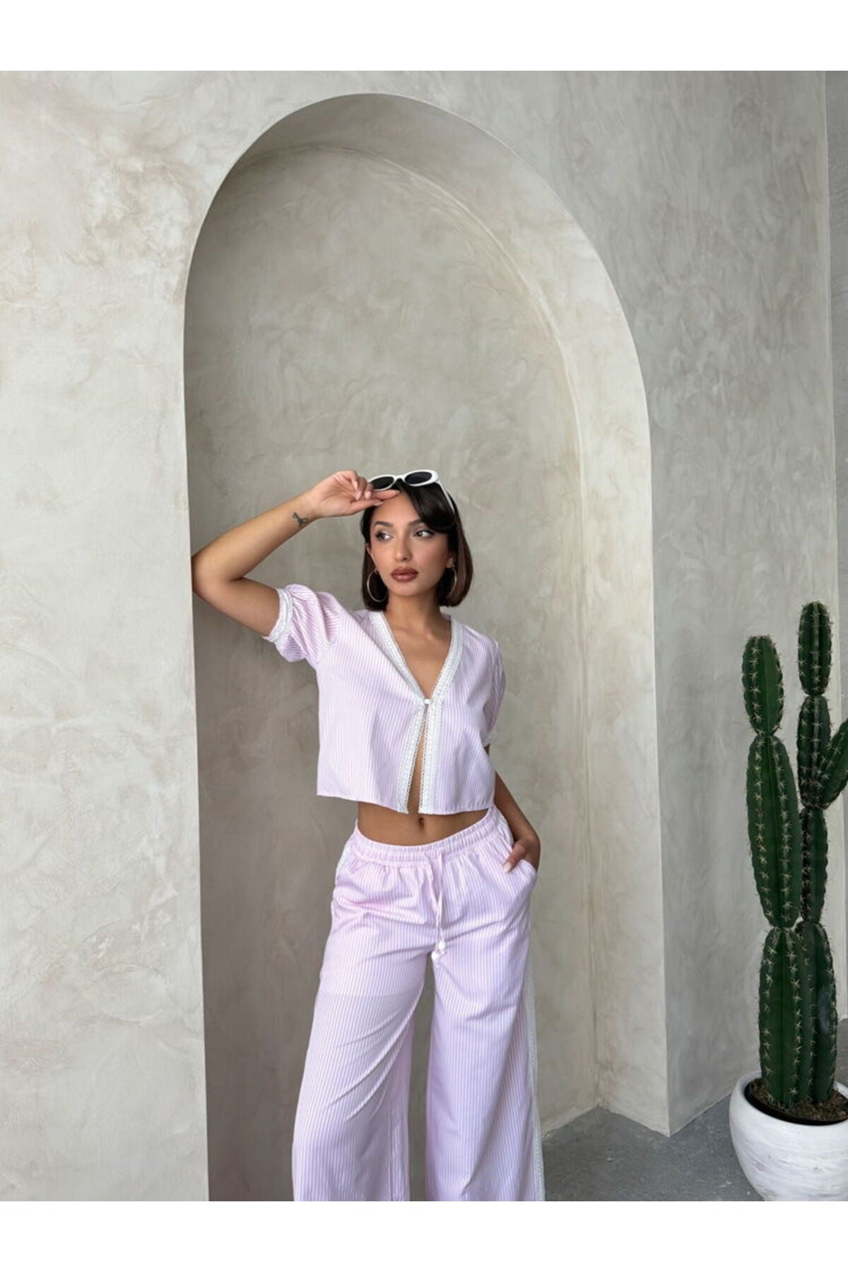 Güpür Detaylı Çizğili Bluz | D2868 - PEMBE