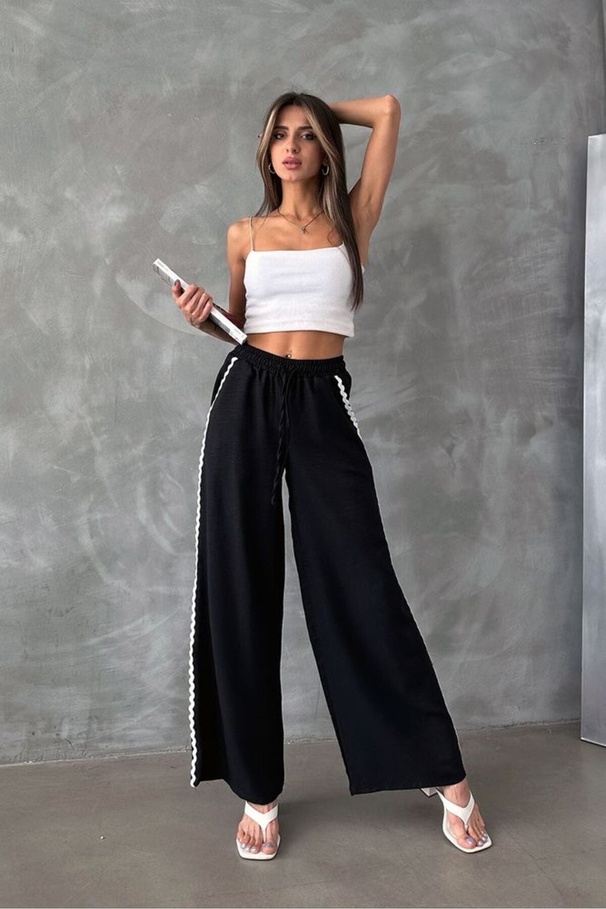 Sutaşı Detaylı Pantolon | D2625 - KREM