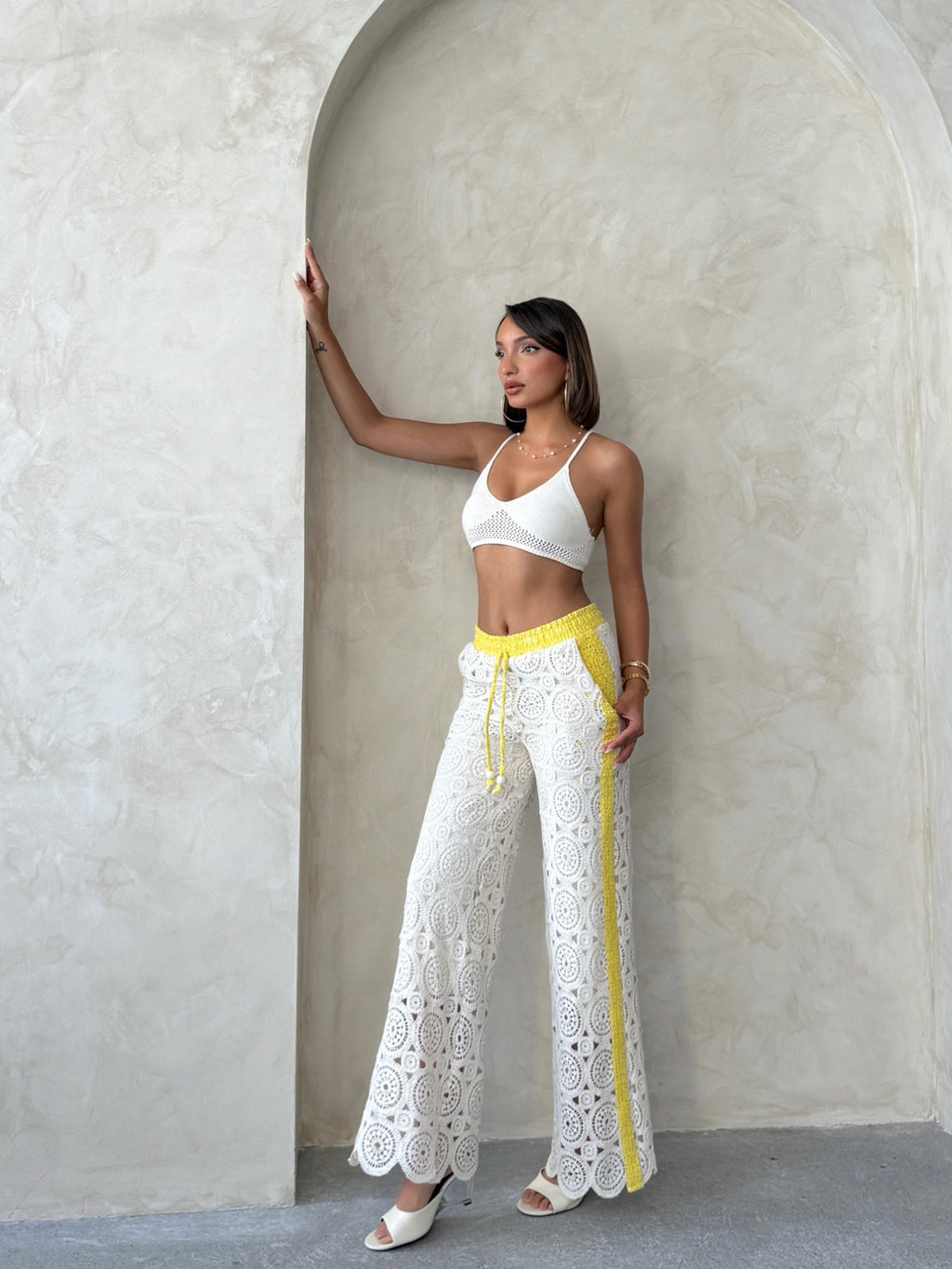 Kot Detaylı Dantel Pantolon | F1759