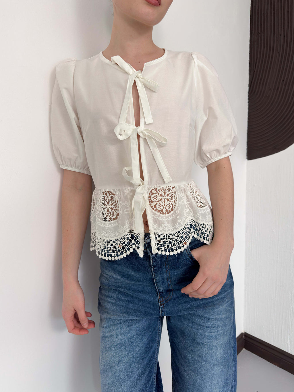 Önden Bağlamalı Brode Bluz | D2800