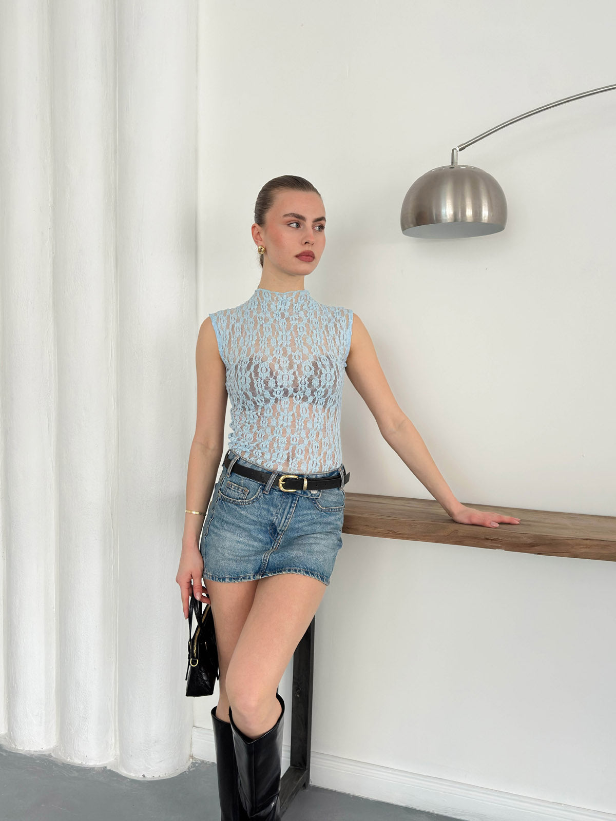 Sıfır Kol Dantel Bluz | D2750